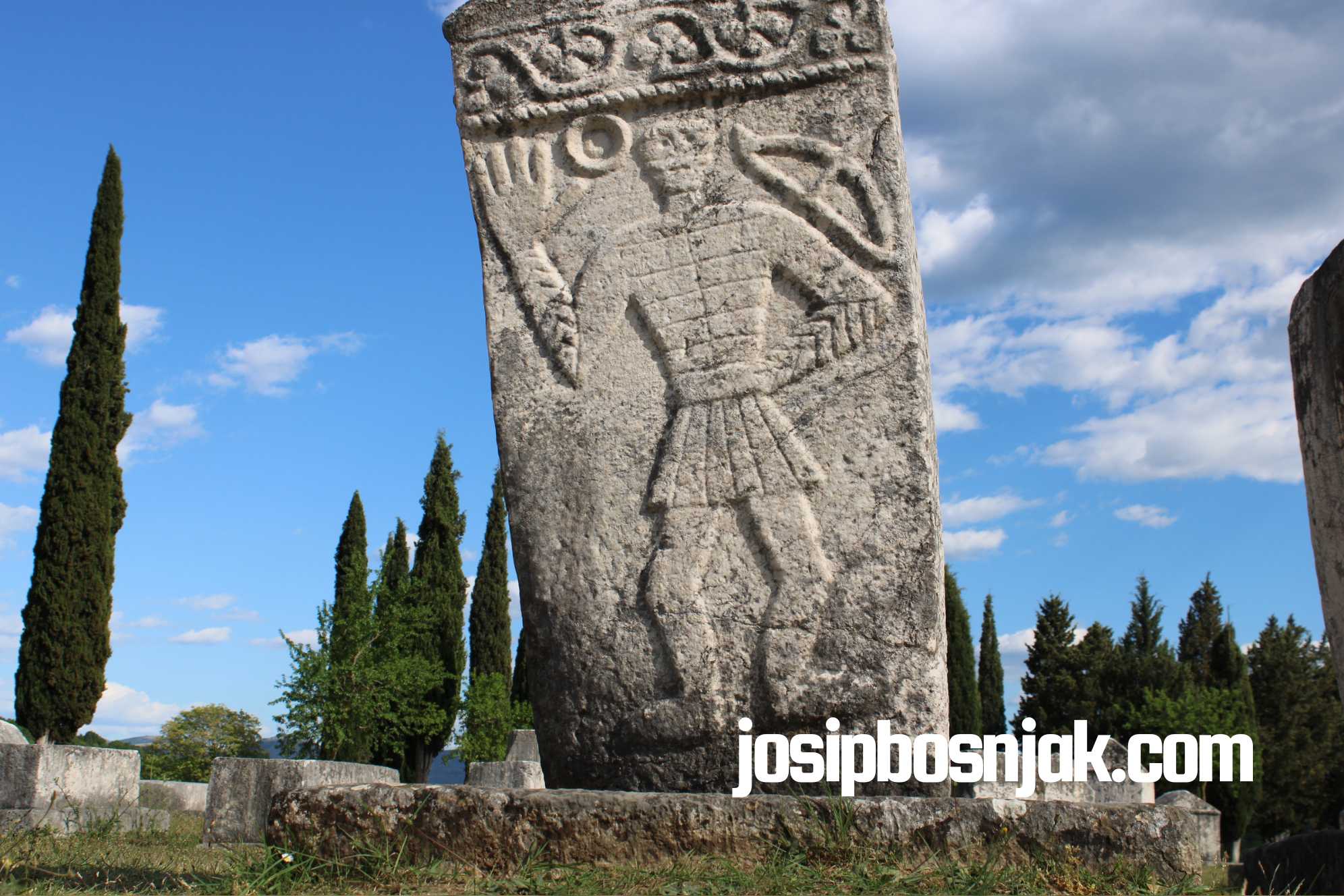 Stećak s prikazom viteza, Nekropola Radimlja